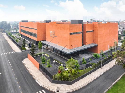 Trường Quốc tế Nam Mỹ UTS