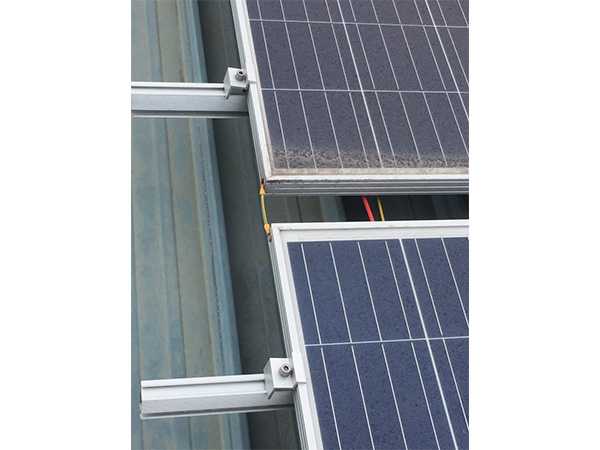 Lắp điện năng lượng mặt trời mái nhà