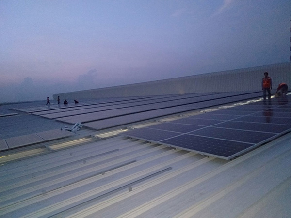 Lắp điện năng lượng mặt trời Nhà xưởng công nghiệp